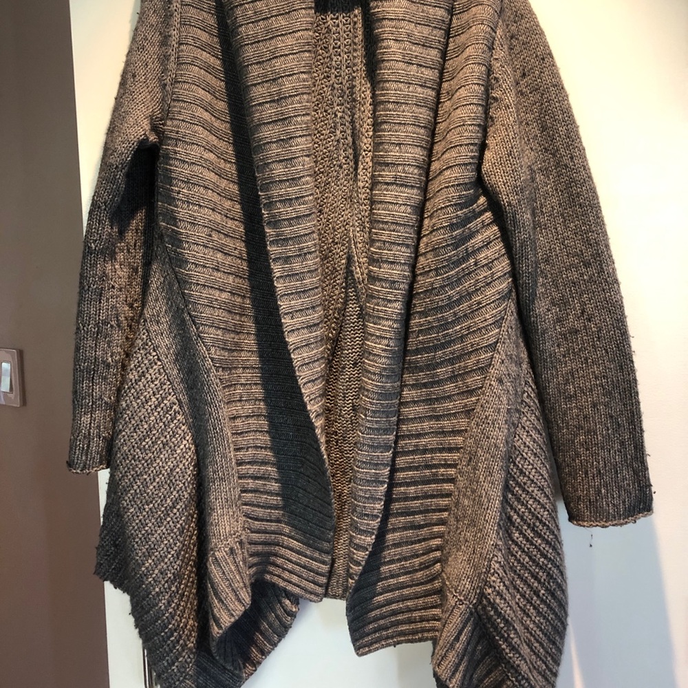 Autumn Cashmere Grey Winter Cardigan with Pockets